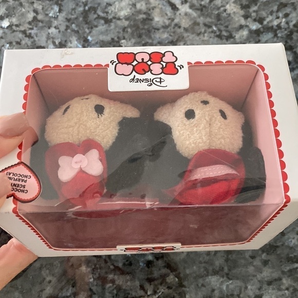 Disney TSUM TSUM discontinue Minnie and Mickey Mouse 2017 valentines | NWT - Picture 9 of 10